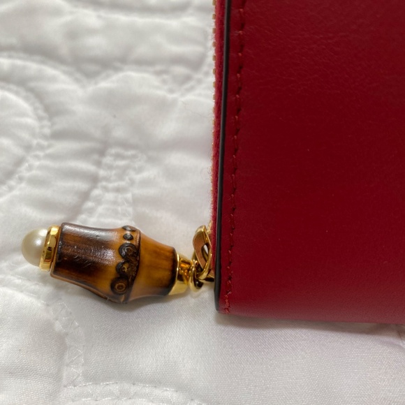 Gucci Red Bamboo Wallet - Picture 3 of 15